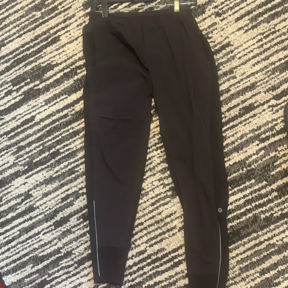 LULULEMON Surge Hybrid Pant Mens M Black Athletic Performance Joggers Reflective